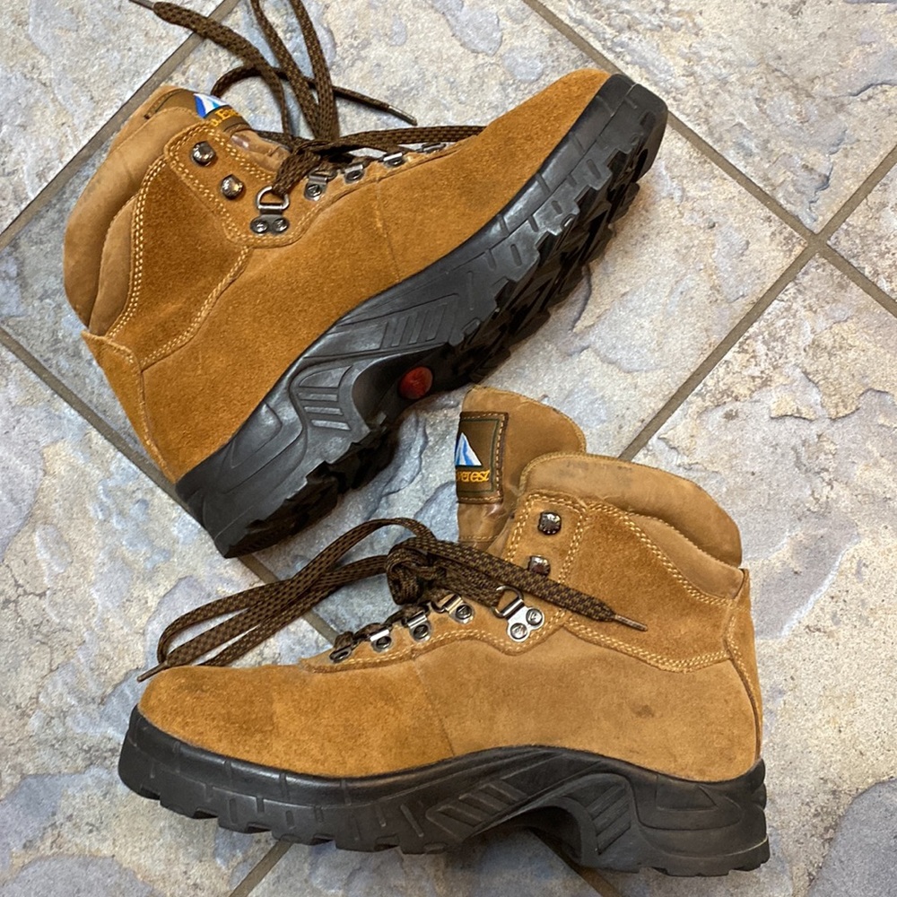 Mt. Everest Hiking Boots